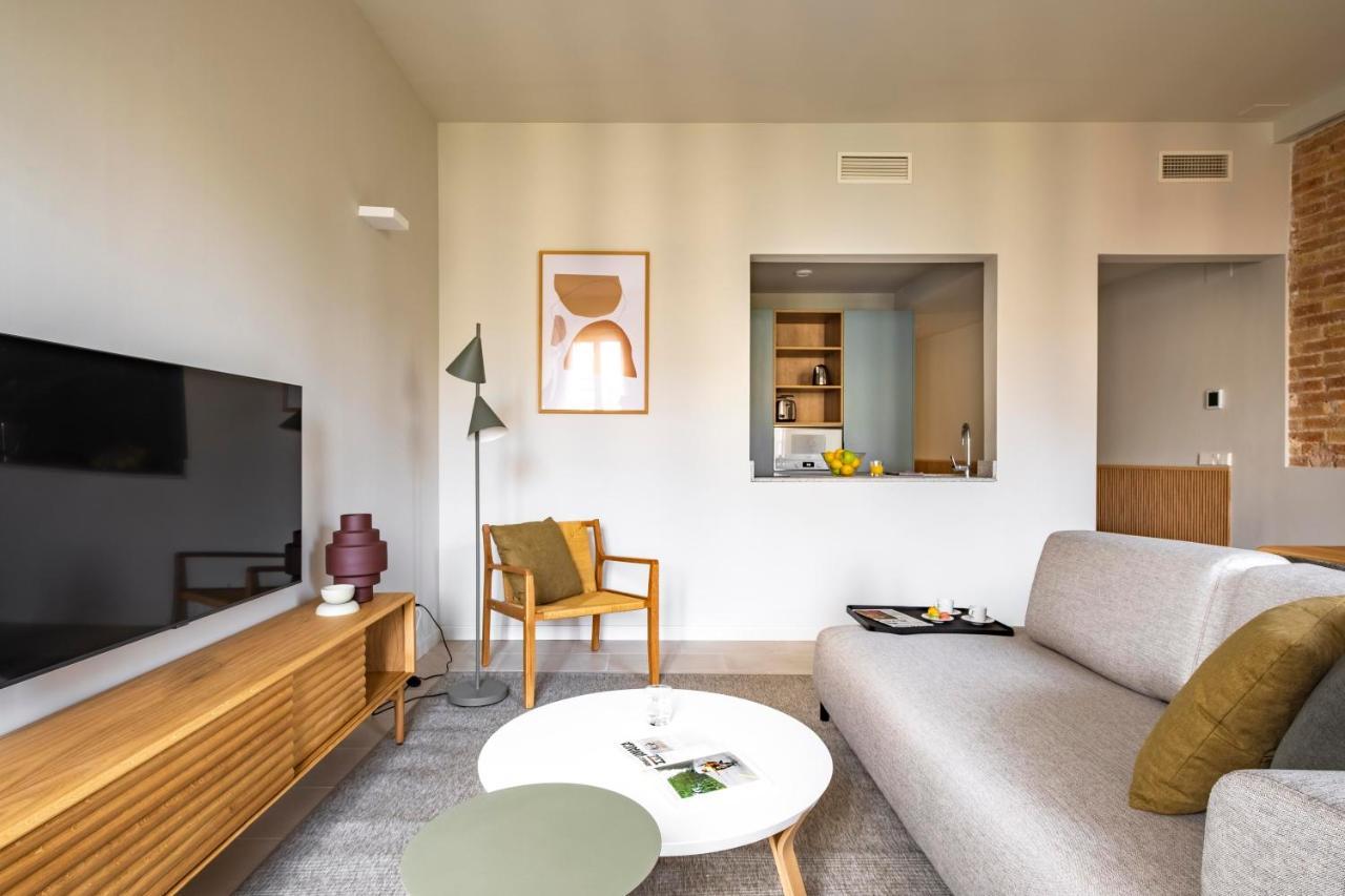 Aspasios Garden Apartments Barcelona Exterior foto